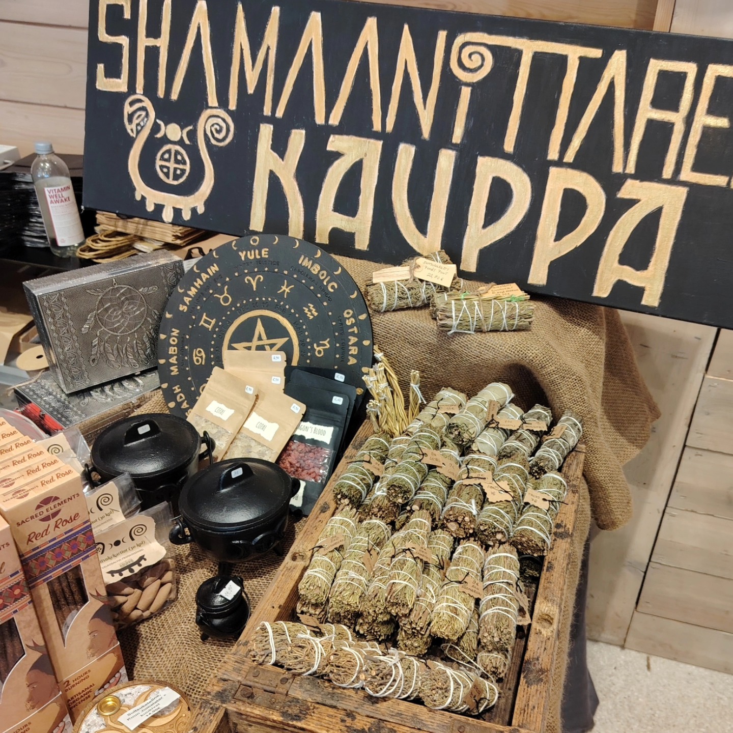 Myyntipisteeni oli tänä vuonna yläkerrassa